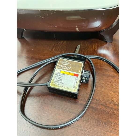 Vintage West Bend Electric Skillet With Lid & Sensa-Temp Heat Control 12" x 12" - Picture 5 of 9